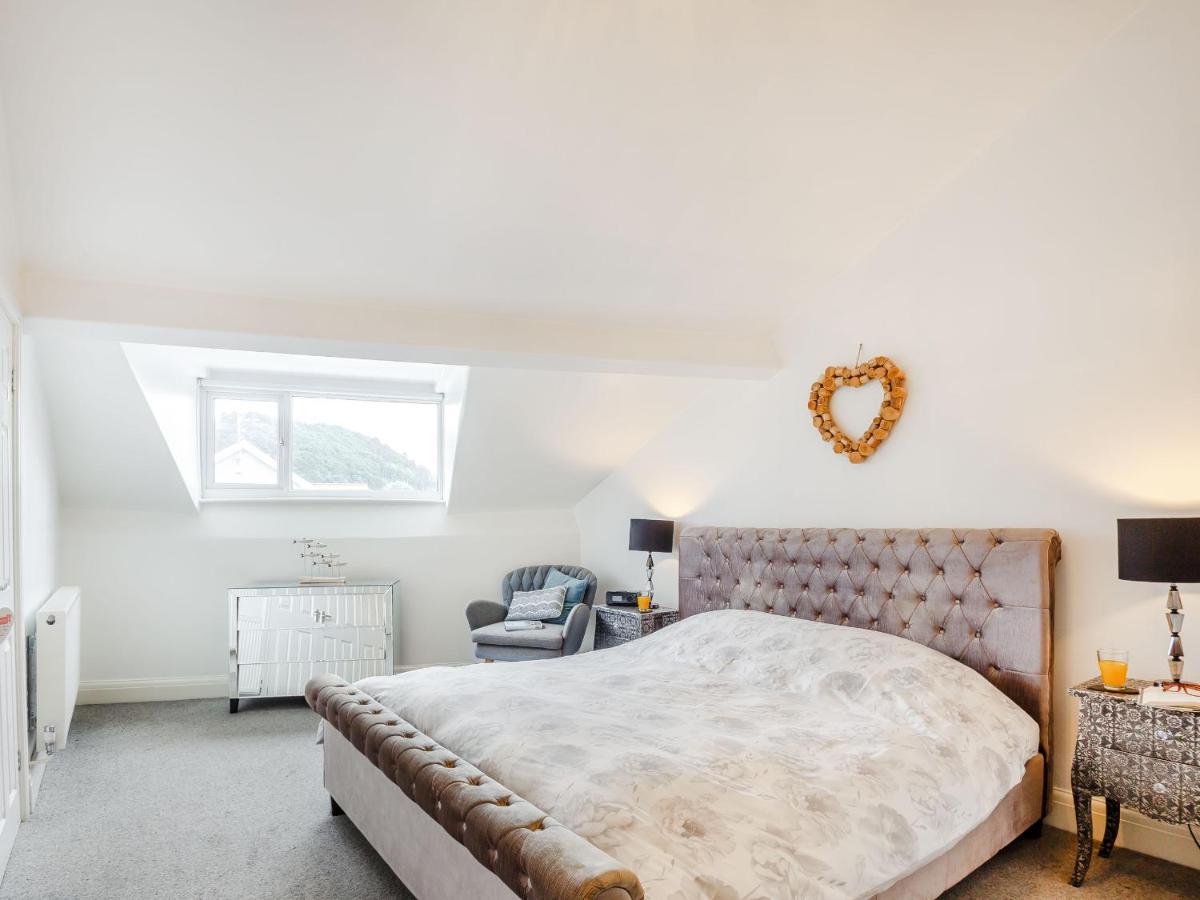 Little Orme View Apartment Llandudno